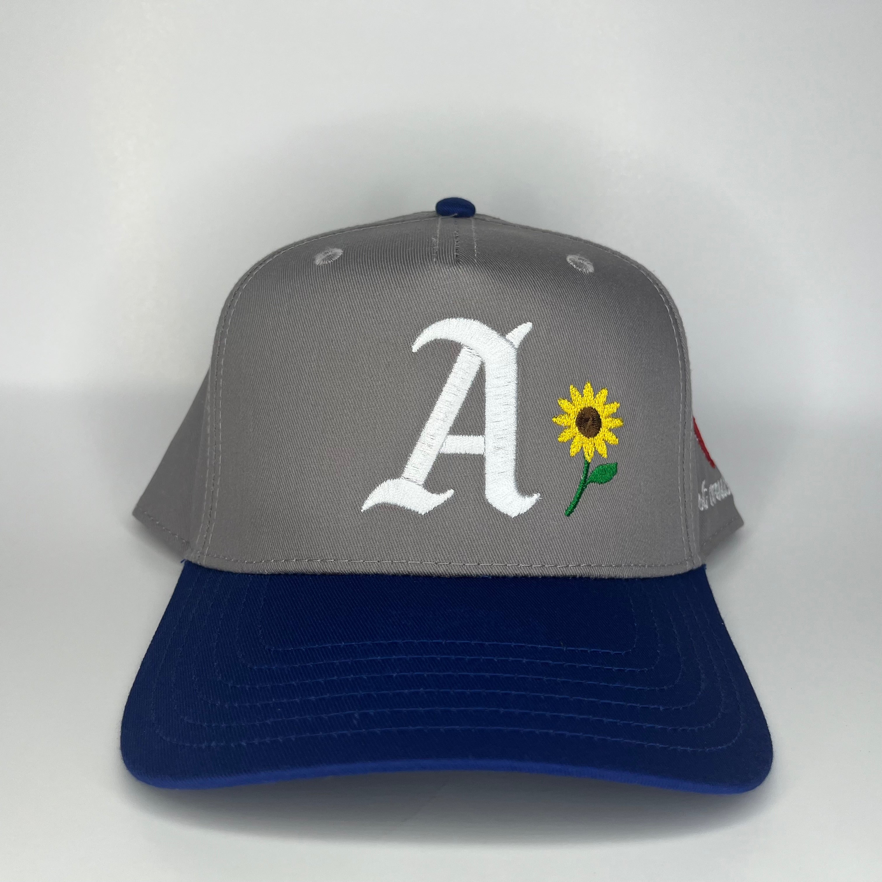 A~bloom of Art Hat